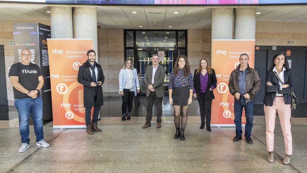 RTVE dona ordenadores