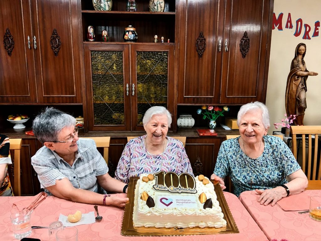 Aniversario 100 de la hermana hospitalaria en Málaga
